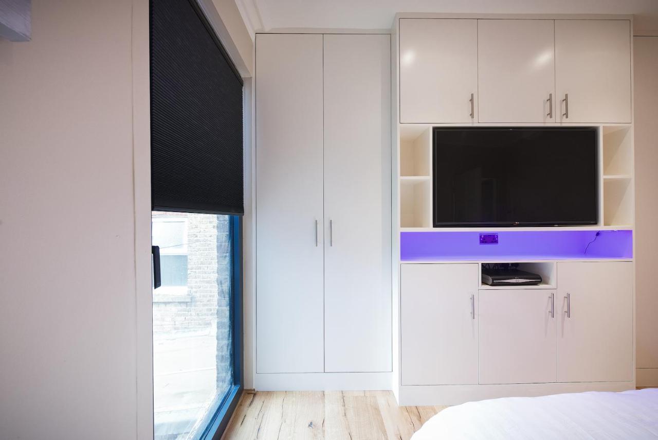 Modern Bedroom In London !! Экстерьер фото